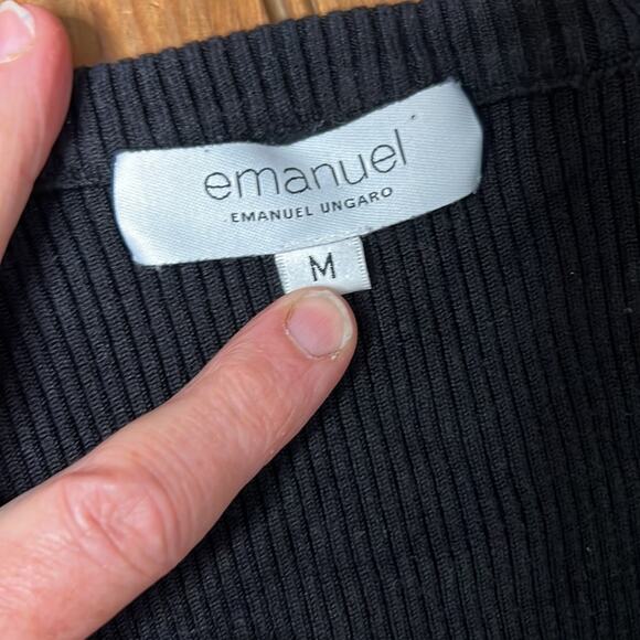 Women’s Emanuel Ungaro cap sleep deep v neck ribbed sweater size medium - Picture 2 of 8